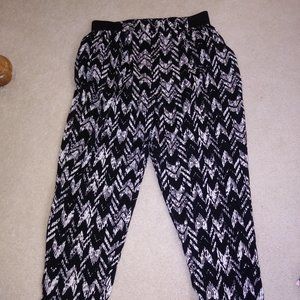 Joggers (Juniors size)